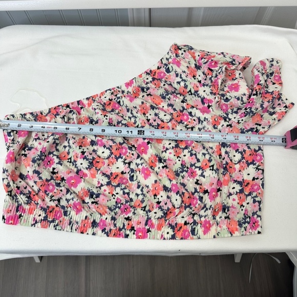 Universal Thread floral print one shoulder puff sleeve cropped top size XXL - Picture 6 of 10